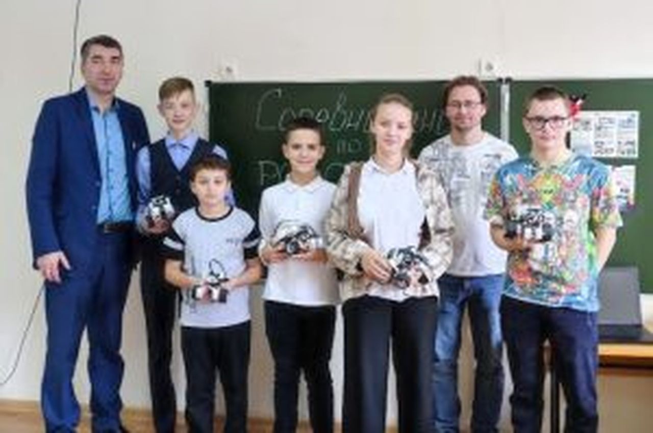 Read more about the article Ежегодные городские соревнования по робототехнике.