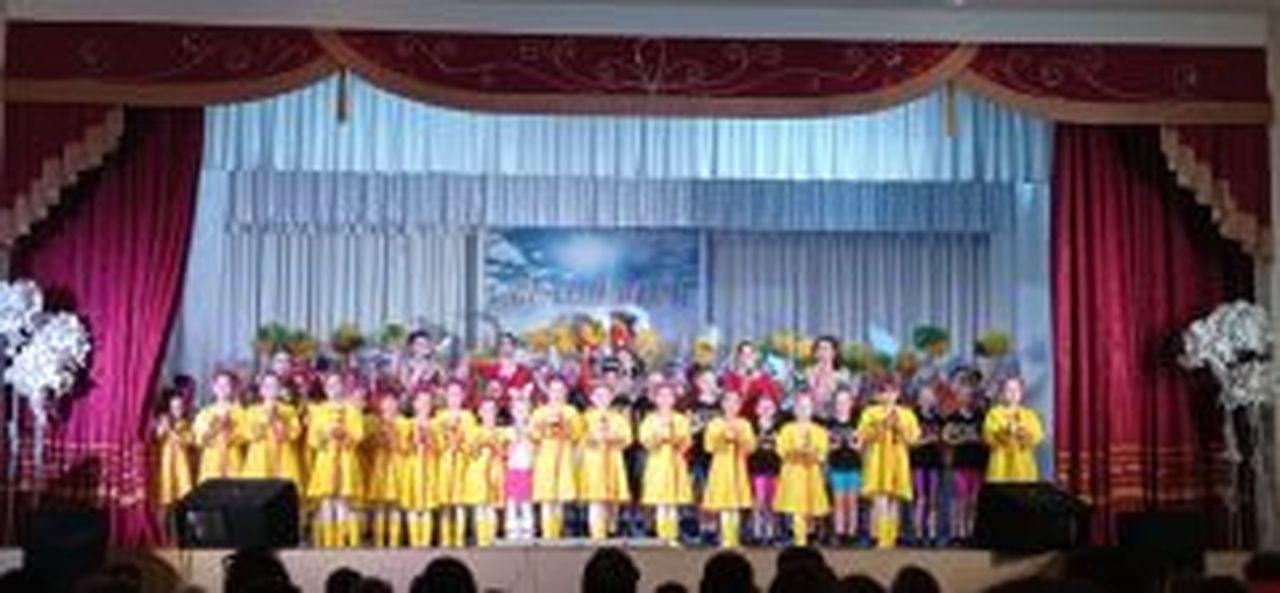 Read more about the article Праздничный концерт, посвящённый Дню матери (с. Архипо-Осиповка)