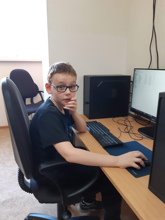 Подробнее о статье «Создание космической тематической открытки в среде Scratch»!