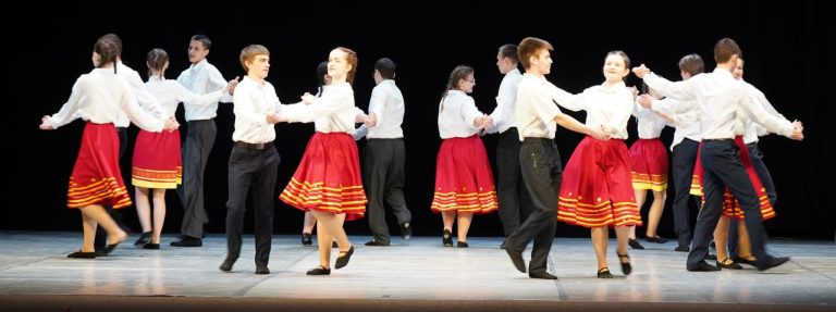 Подробнее о статье Городской конкурс «Вальсе»