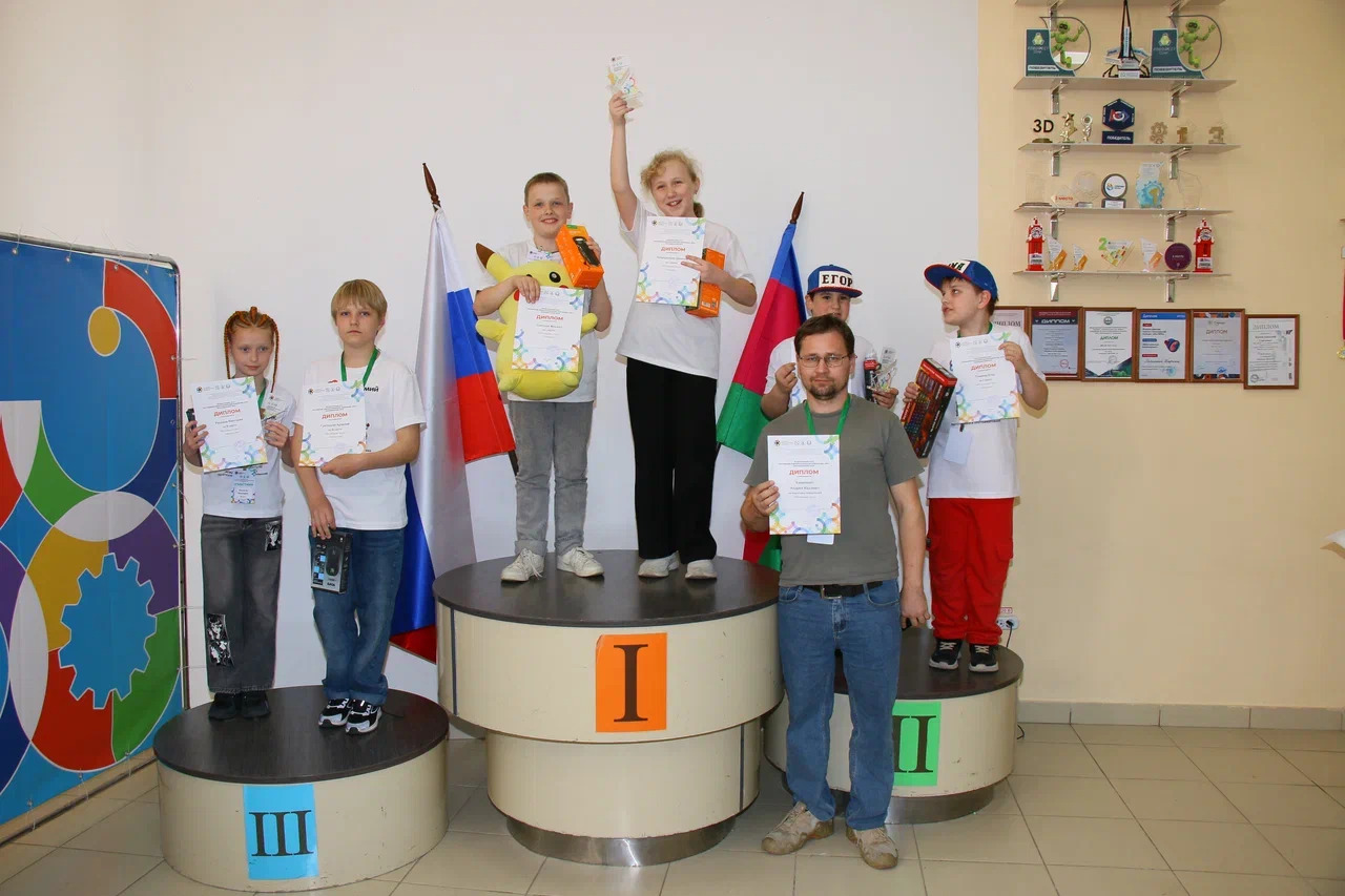Вы сейчас просматриваете Региональный этап Российской Робототехнической Олимпиады!